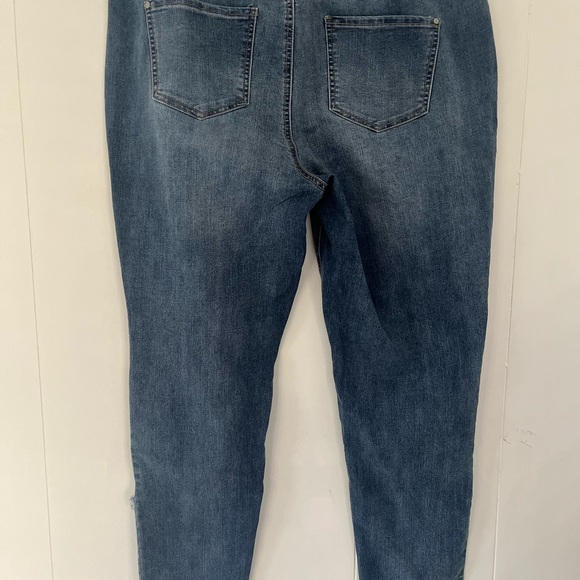 C est. 1946 Denim Hi Rise Jeans Raw Hem Size 18W - Picture 8 of 12
